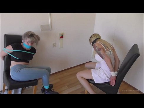 ❤️ Dépendante / attachée et bâillonnée / demoiselle en détresse ❌ Vidéo de sexe at porn fr.thebestfetishsites.ru ❤