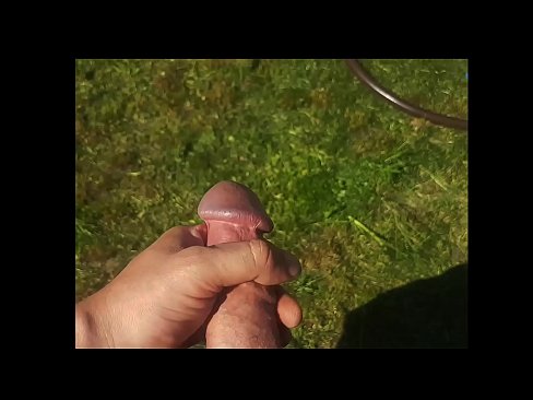 ❤️ Une chaudasse se fait baiser la chatte rose et jouit avec une giclée dans un jardin d'été... ❌ Vidéo de sexe at porn fr.thebestfetishsites.ru ❤